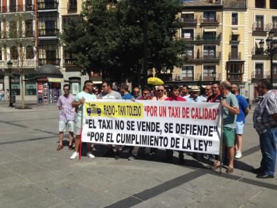 "Apoyo y solidaridad" de los taxistas de CLM, en contra de las licencias VTC