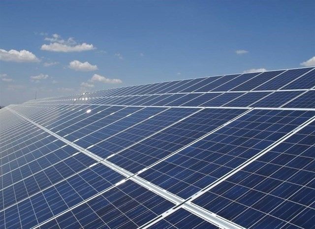 Instalarán plantas solares fotovoltaicas en Escalonilla y Arcicollar