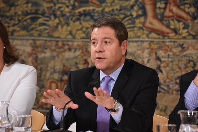 García-Page se reunirá con PP y Cs