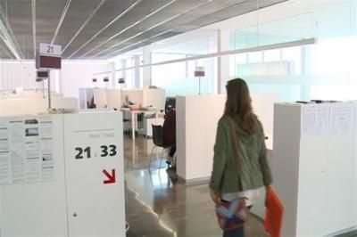 Solo 12 mujeres abandonaron la lista del paro en septiembre en Castilla-La Mancha