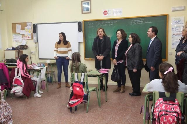 La consejera de Educación en el CEIP ‘Gómez Manrique’ de Toledo | JCCM