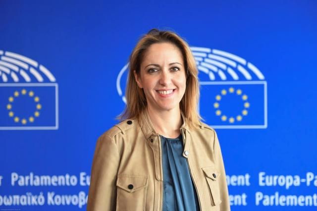 La eurodiputada Cristina Maestre urge a Europa un plan estratégico contra el despoblamiento