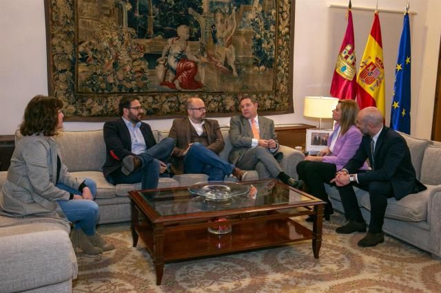 Gobierno regional, PSOE y Cs acuerdan iniciar trámites para reformar el Estatuto de Autonomía