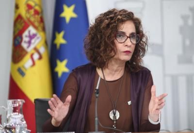 La ministra Montero, el presidente Page y el IVA