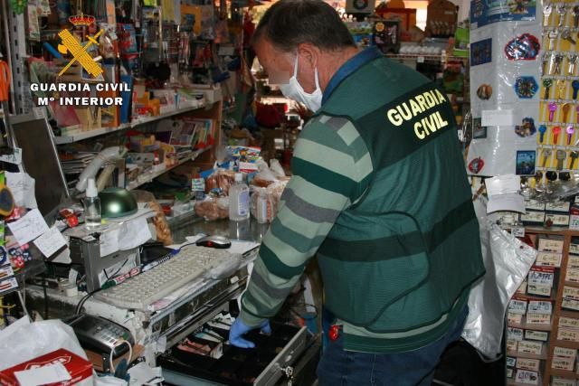 Agente de la Guardia Civil que ha llevado a cabo la operación. - GUARDIA CIVIL