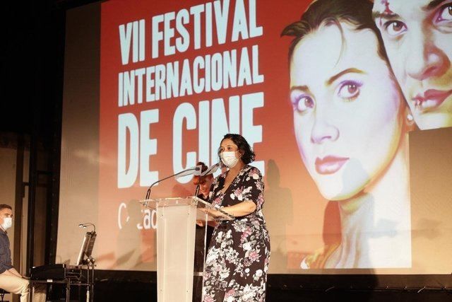 La viceconsejera de Cultura y Deportes, Ana Muñoz durante la inauguración, anoche, del VIII Festival de Cine de Calzada de Calatrava. - JCCM