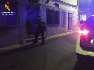 NO APRENDEMOS | Desalojan un local de ocio nocturno en un pueblo de Toledo por no cumplir la normativa Covid