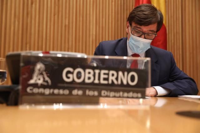 El ministro de Sanidad, Salvador Illa, durante la Comisión de Sanidad y Consumo del Congreso de los Diputados, en Madrid | Archivo