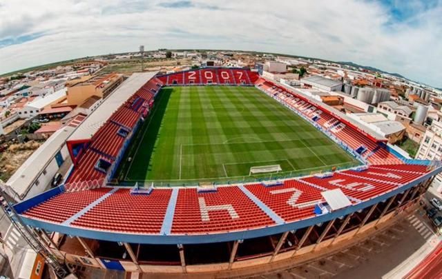 Adiós al Extremadura UD: será descalificado de Primera RFEF