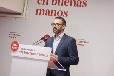 El desafío del PSOE de CLM a David Moreno (Vox) "y sus paguitas"