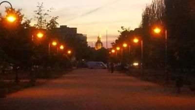 Vuelve la iluminación al paseo paralelo a la Avenida de Madrid