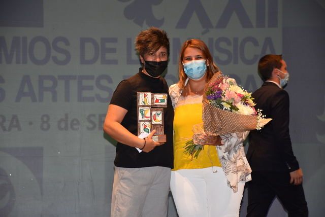 Valeria Cassina recibe un Premio Solidario gracias a su labor durante la pandemia