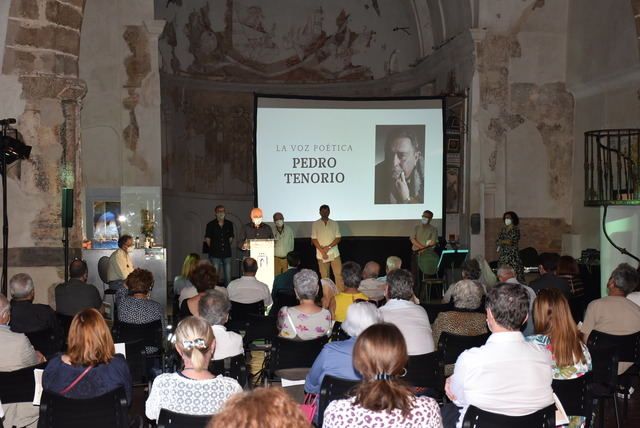 Así fue el emotivo recuerdo en honor al profesor Pedro Tenorio