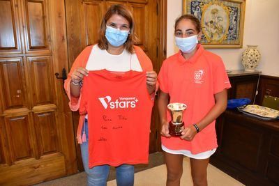 TALAVERA | Tita recibe a la campeona Sofía Fernández