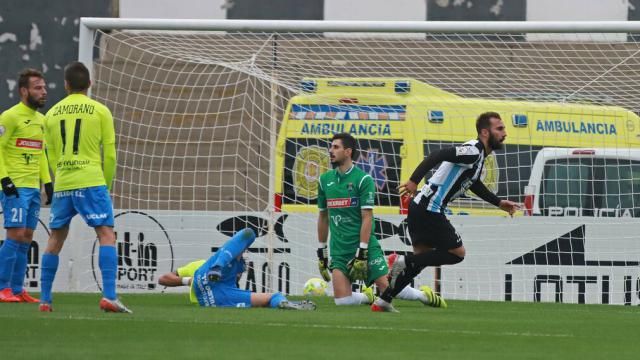 El Linense recibe al Villarrobledo y el Talavera debe esperar hasta el miércoles.