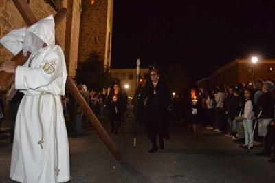 Horarios y recorridos de las procesiones de las Cofradías de Regantes y Cristo de la Salud