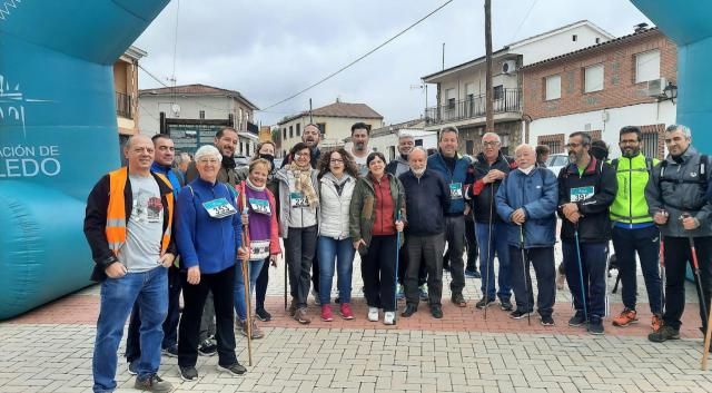 Cerca de 250 personas participan en la Ruta de Senderismo de Garciotum a Cardiel