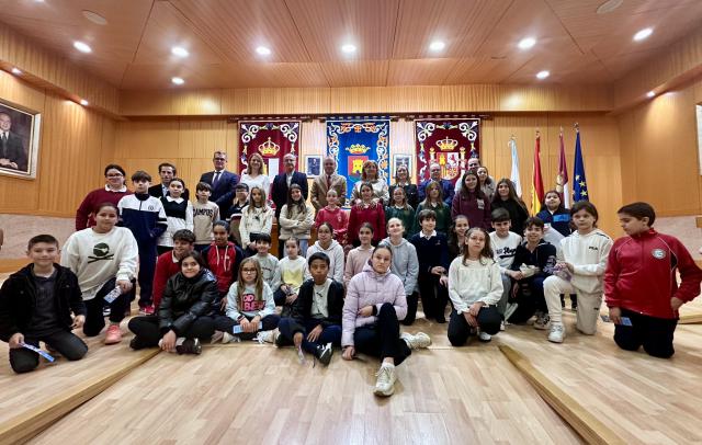 Talavera celebra el Pleno de la Infancia con la participación activa de escolares