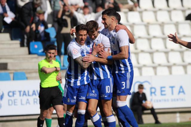 El CF Talavera supera al Tenerife B en un partido de infarto