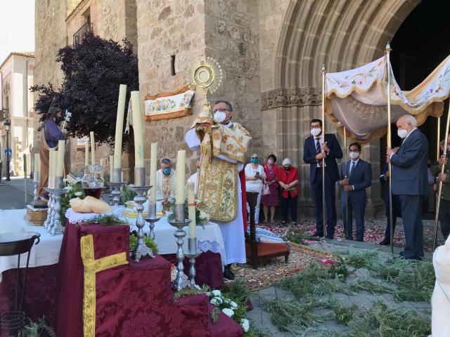 Así se ha vivido esta mañana el Corpus Christi en Talavera