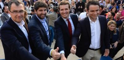 Pablo Casado se compromete en Murcia a defender el trasvase