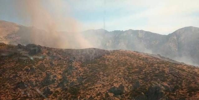 Nuevo incendio forestal en Candeleda desde esta mañana