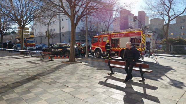 Trasladan al hospital al propietario de una churrería que intentaba apagar un incendio en su local