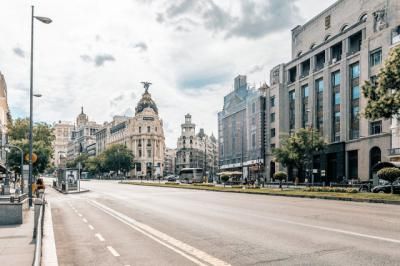 ÚLTIMA HORA | Madrid planea pedir al Gobierno el toque de queda