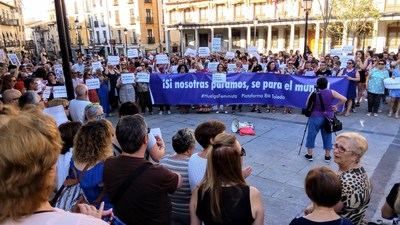 Más de 300 personas en Toledo señalan el "insulto" que supone la libertad de 'La Manada'