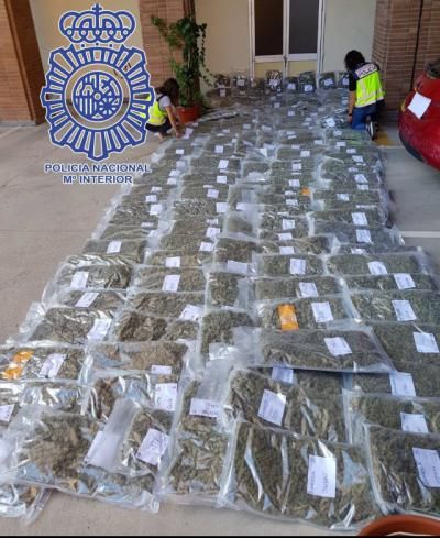 Tres detenidos por transportar 170 kilos de marihuana en camiones