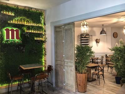 La gastro-taberna 'Martinica' recibe a un comensal muy especial