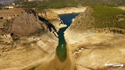 VÍDEO | El "dramático" estado de Entrepeñas tras años de trasvases, a vista de dron