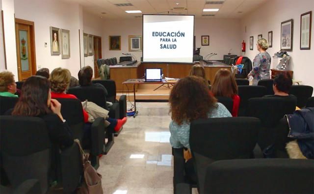 Más de 3.500 personas mayores participaron en actividades de Educación para la salud