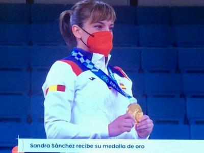 Sandra Sánchez recibe su merecida medalla de oro