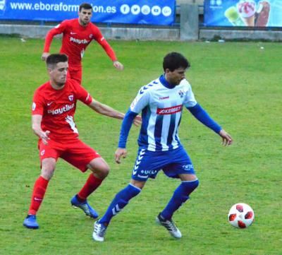 Abel Molinero firma por el Lleida Esportiu