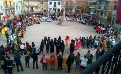 El CRA 'Ribera del Guadyerbas' celebra el Carnaval en Montesclaros