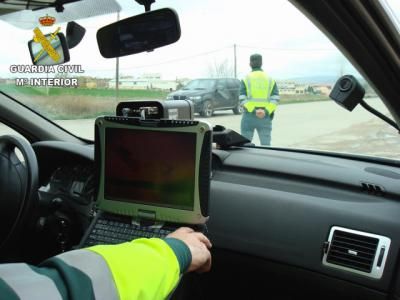 Investigan al conductor de una moto