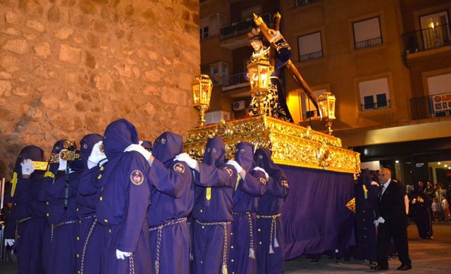 Piden respeto en las procesiones, 'no es un espectáculo'