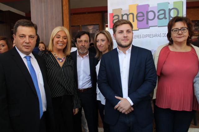 El portavoz del Gobierno regional, Nacho Hernando, en el desayuno de feria organizado por la Asociación de Mujeres Empresarias de Albacete y Provincia