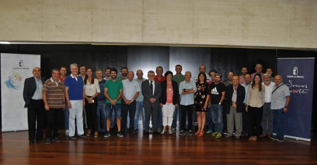 Cerca de 80.000 escolares participarán este curso en las actividades del programa ‘Somos Deporte 3-18’ que promueve el Gobierno regional