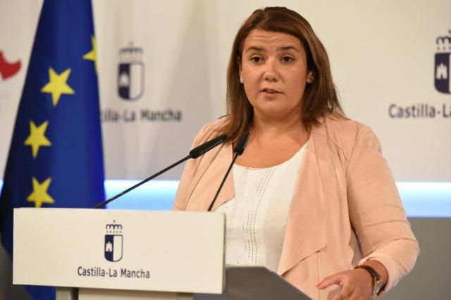  La consejera de Fomento, Agustina García Élez, exige al Ministerio de Fomento una nueva adjudicación 