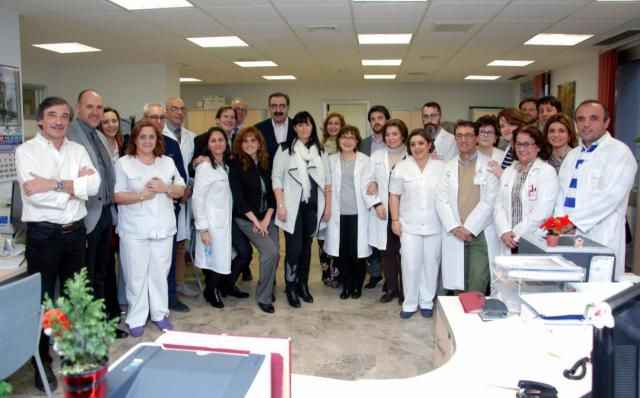 el consejero de Sanidad, Jesús Fernández Sanz, durante su visita al Hospital de Talavera 