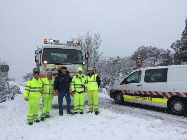 La nieve nieve obliga a actuar en cerca de 600 kilómetros de la zona centro de la provincia y en la comarca de Talavera