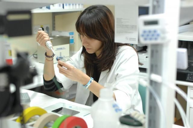 El Hospital Nacional de Parapléjicos celebrará el Día Internacional de las Mujeres en la Ciencia mostrando el relevante trabajo de las neurocientíficas