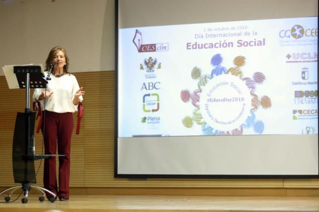 El Gobierno CLM incorpora esta legislatura a 102 profesionales de la Educación Social