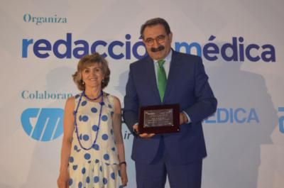 Importante reconocimiento para el consejero de Sanidad y el SESCAM