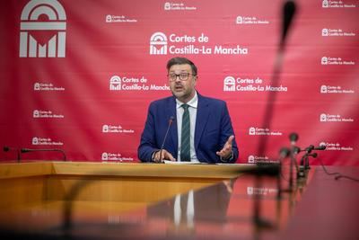 Inversión "histórica" en Educación, Cultura y Deportes de CLM: 7.800 euros por alumno, robótica, apoyo a las familias...