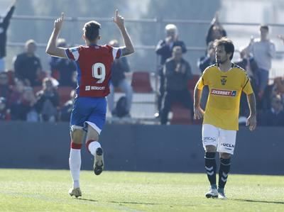 El CF Talavera se desinfla ante el Club Recreativo Granada