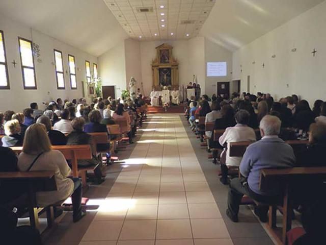 Parroquia de Santa Teresa de Calcuta (Talavera) - Foto: Horario de Misas