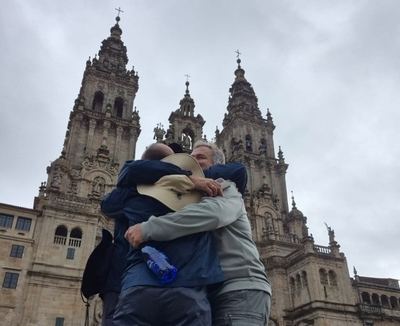 El divertido vídeo de Carlos, Juan José y Gregorio en el Camino de Santiago